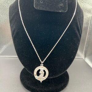 Vintage Clan MacGregor Crest Pendant Necklace “S’Rioghal Mo Dhream 17.5” length